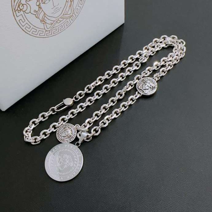 Picture of Versace Necklace _SKUVersacenecklace08cly12817066